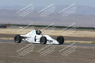 media/Jun-02-2024-CalClub SCCA (Sun) [[05fc656a50]]/Group 4/Qualifying/